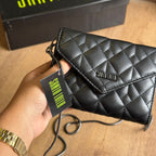 Bolsa Santa Lolla Carteira Transversal Metalizada e Verniz 0471.46BB