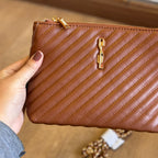 Bolsa Carteira Santa Lolla Matelassê Bege com Corrente 0470.547F