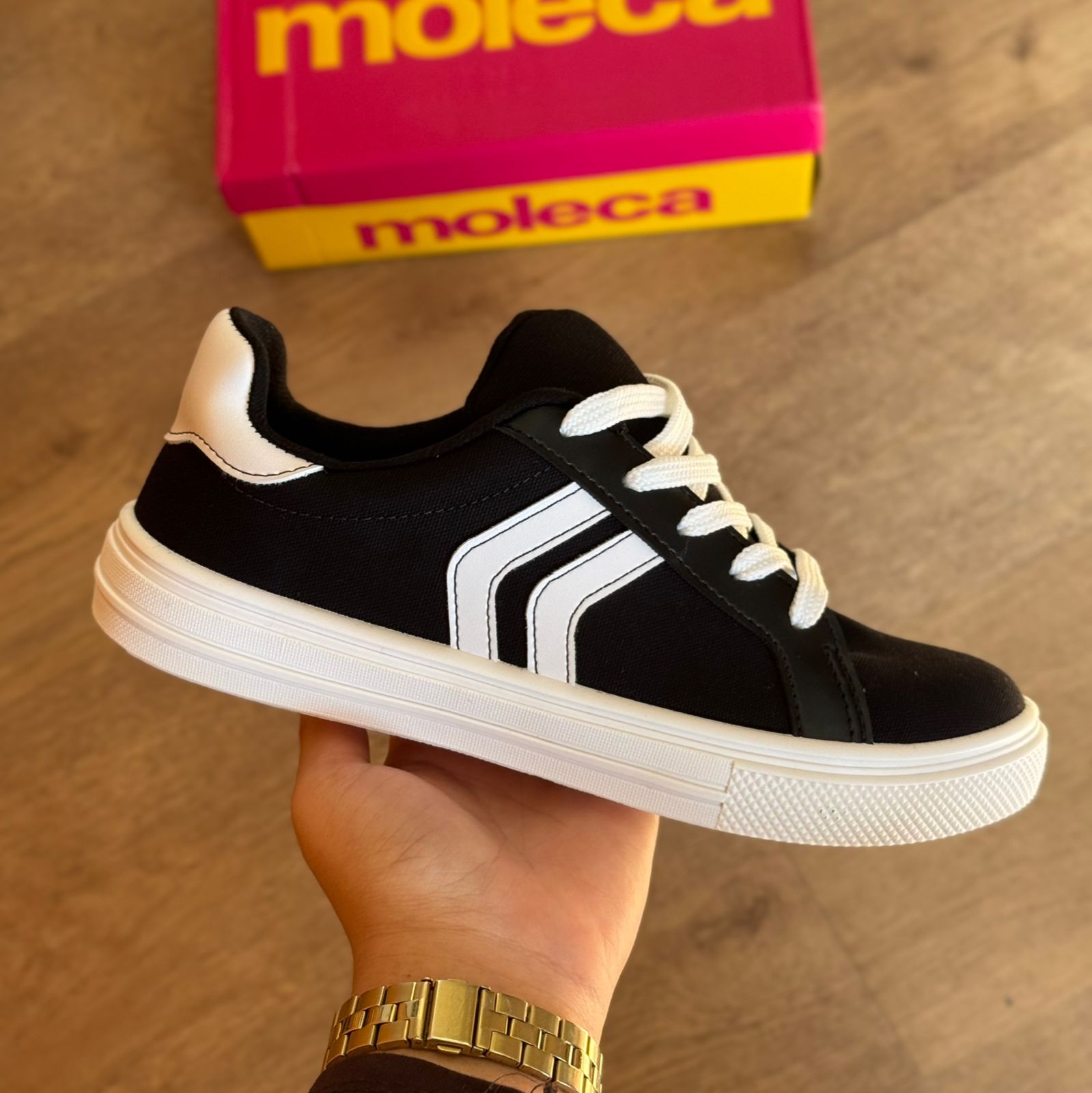 Tênis Moleca Casual Detalhe Lateral 5796.106
