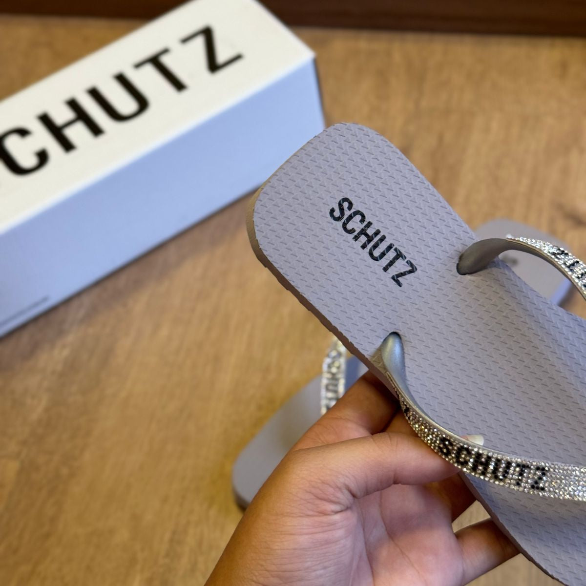 Chinelo Schutz Estrela Cadente S222950010