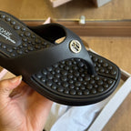 Chinelo Modare Detalhe da Marca Dourado 7213.100