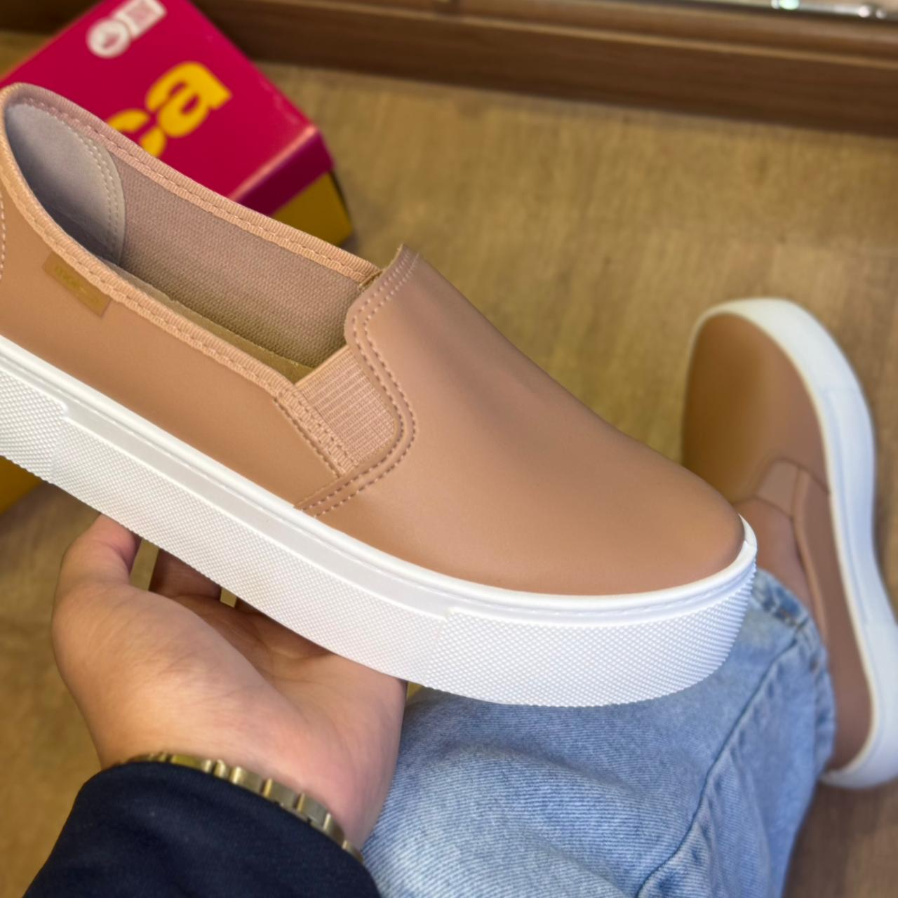 Sapato Moleca Slip On 5658.530