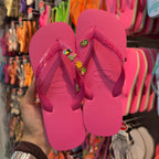 Havaianas Top + Pins Brasil, Tucano, Coqueiro, Aguá de Coco e Sol