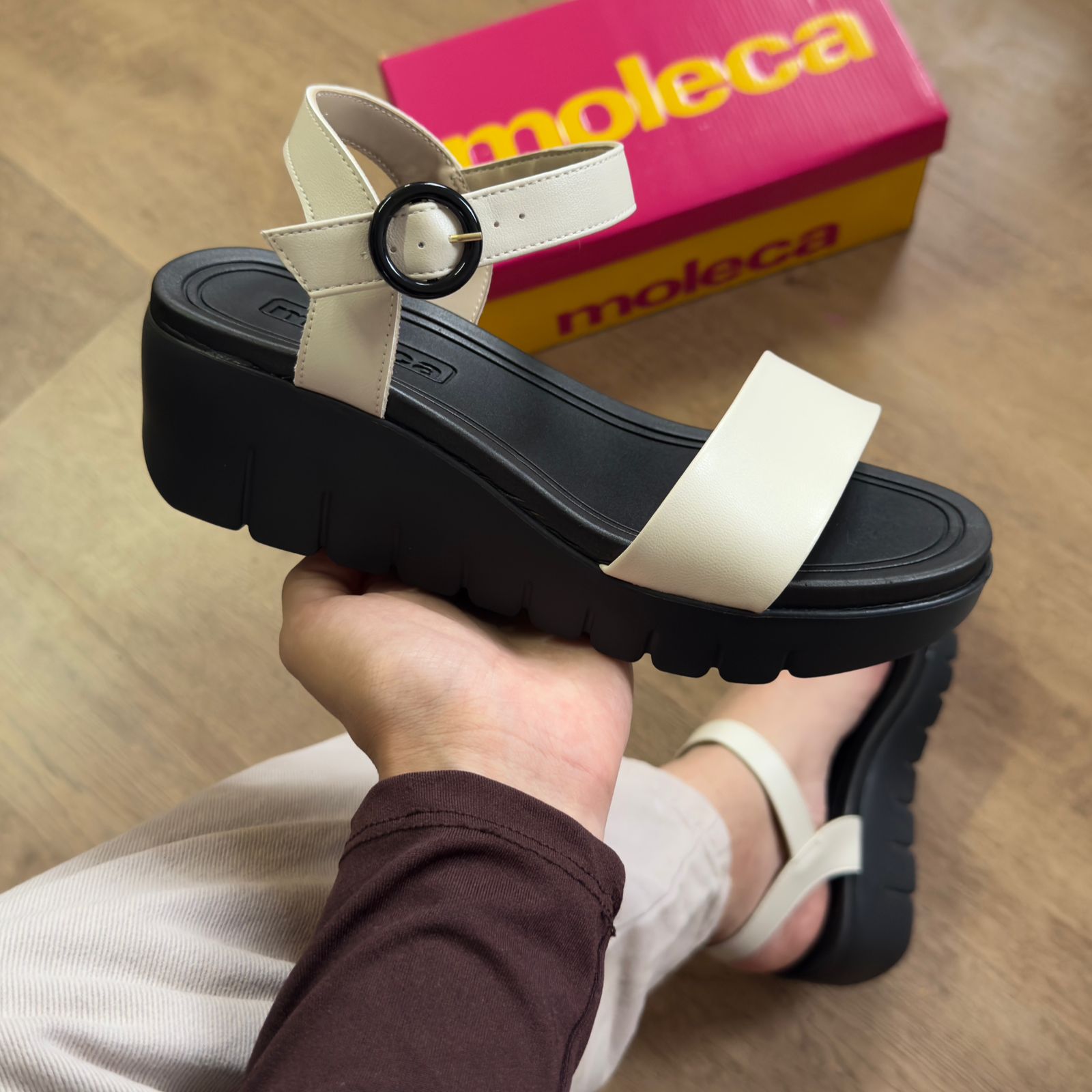 Sandália Moleca Plataforma 5536.100