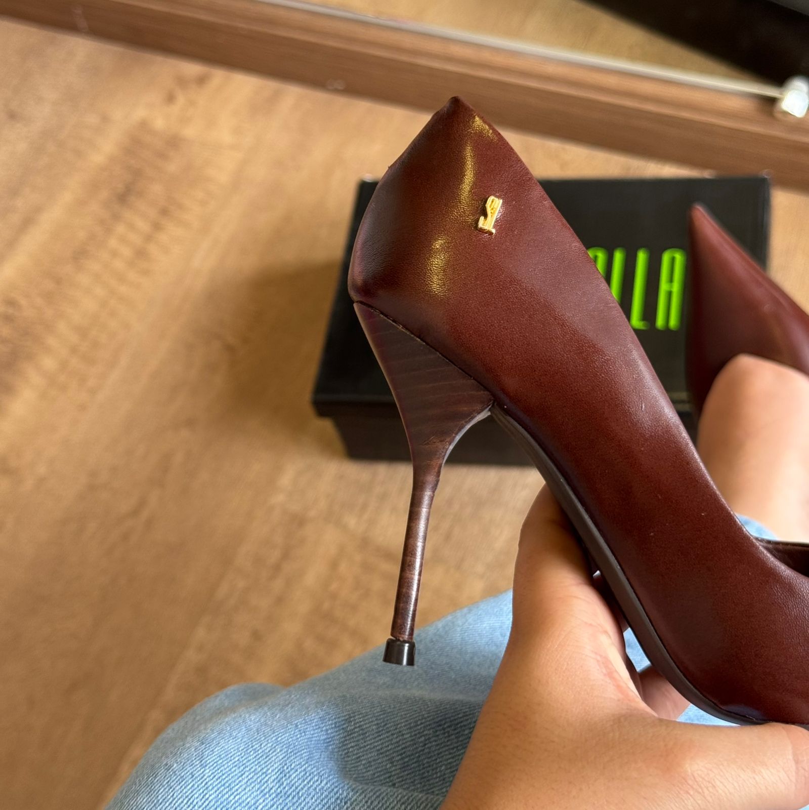 Scarpin Santa Lolla Couro Salto Fino 0070.2178.033B