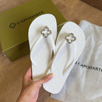 Chinelo De Dedo Capodarte Trevo Dourado 4015042