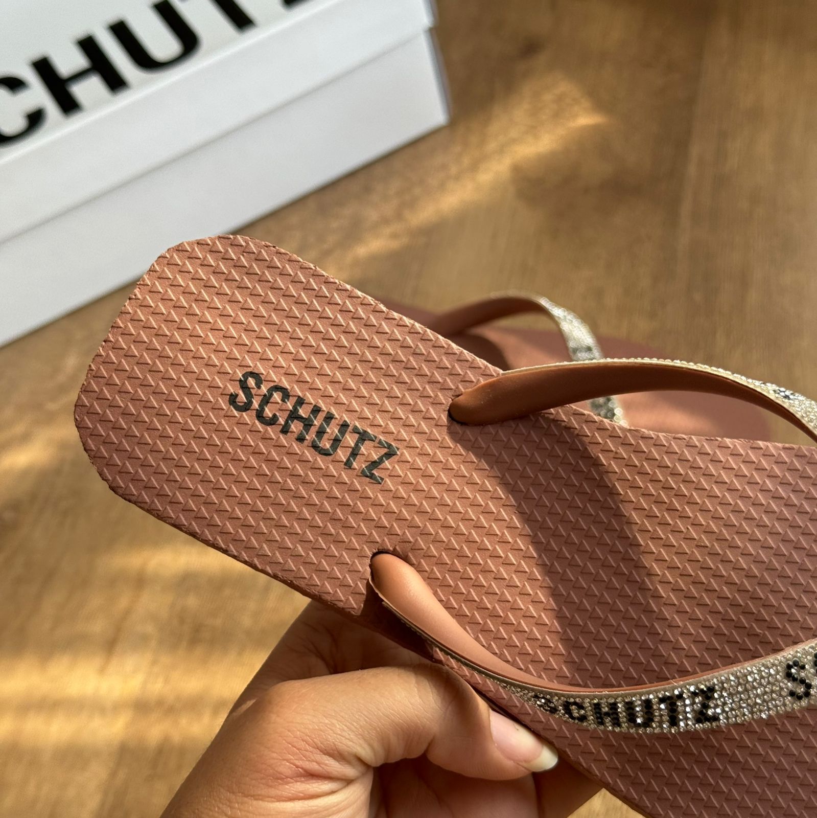 Chinelo Schutz Estrela Cadente S222950010