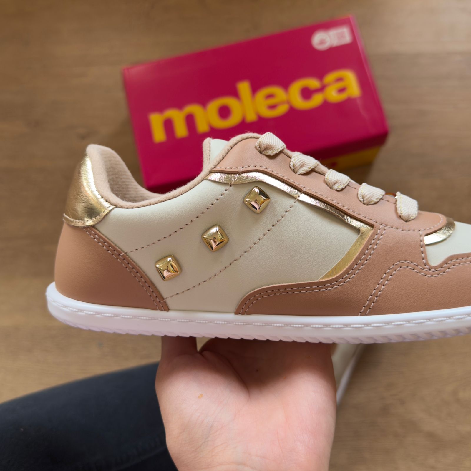 Tênis Moleca Quadrado Dourado 5827.105