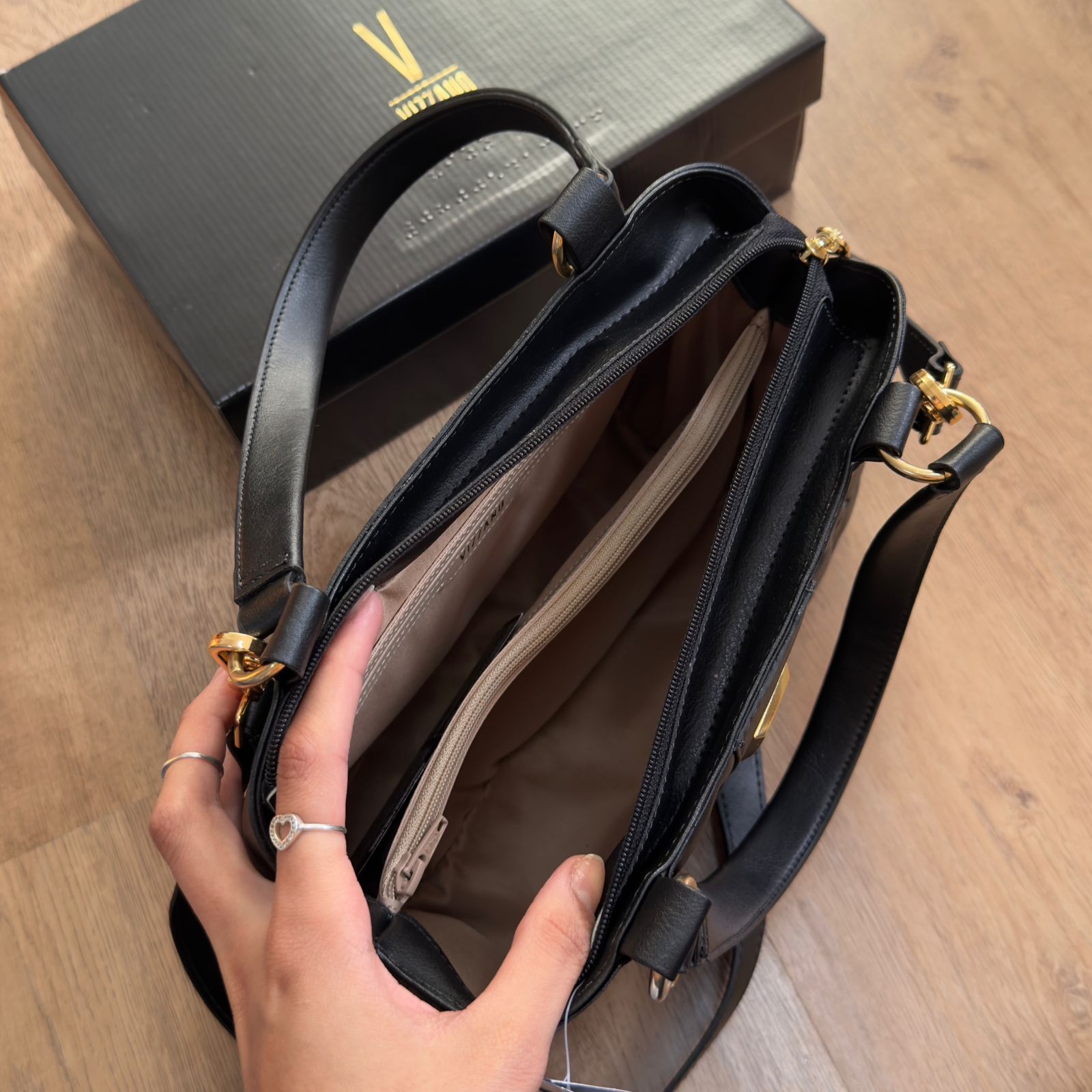 Bolsa Vizzano Alça Transversal 10070.2