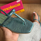 Sandália Moleca Rasteirinha Detalhe Metálico 5560.102