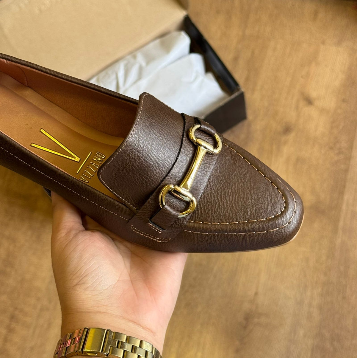 Mocassim Vizzano Detalhe Dourado Lisa 1351.106