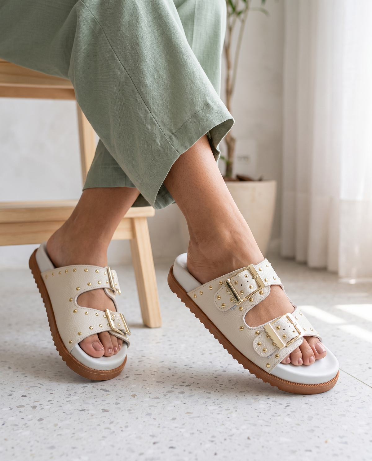 Azzem IA — Off White — Papete Azzem Couro Legítimo Fivela Dupla Elegance 219