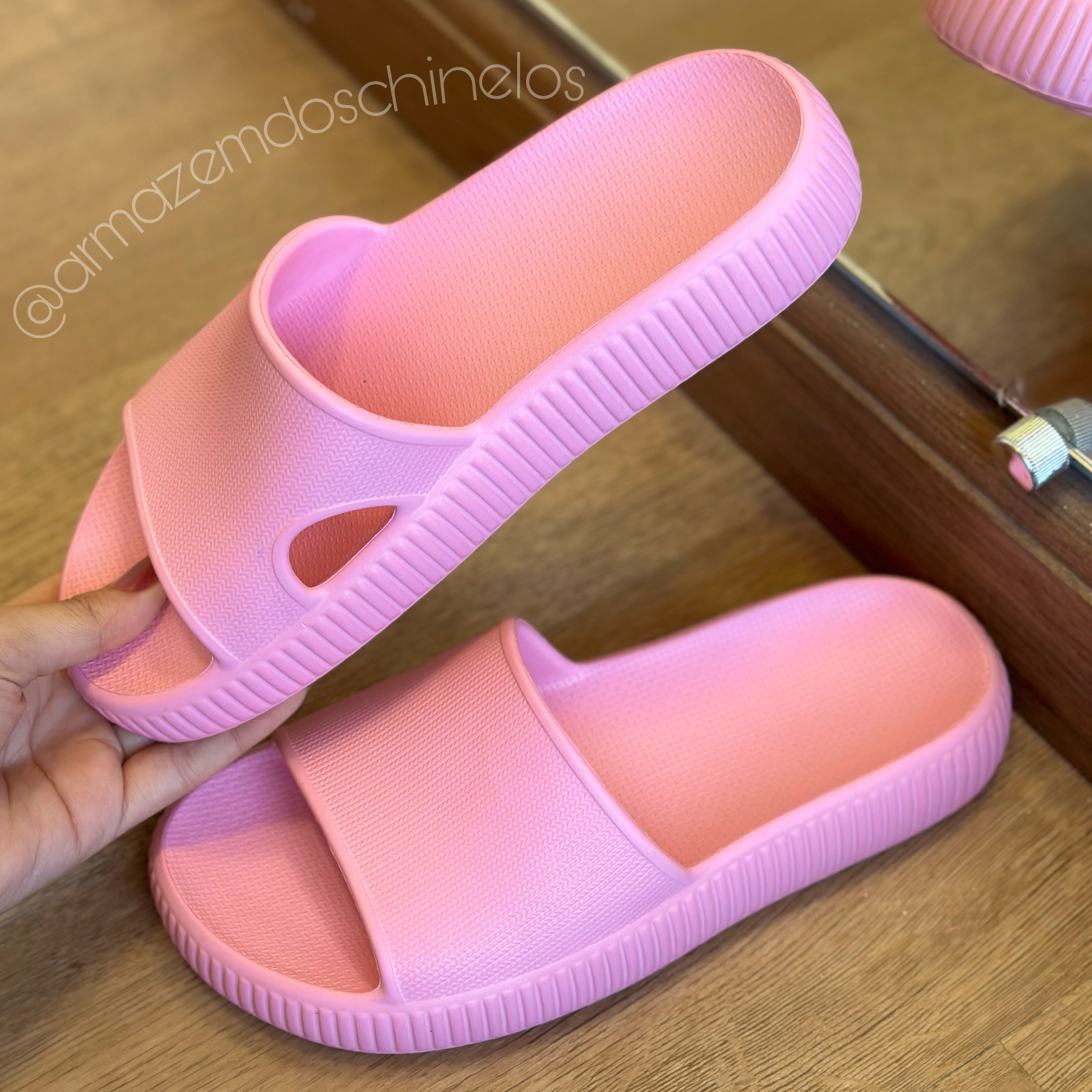 Chinelo Nuvem